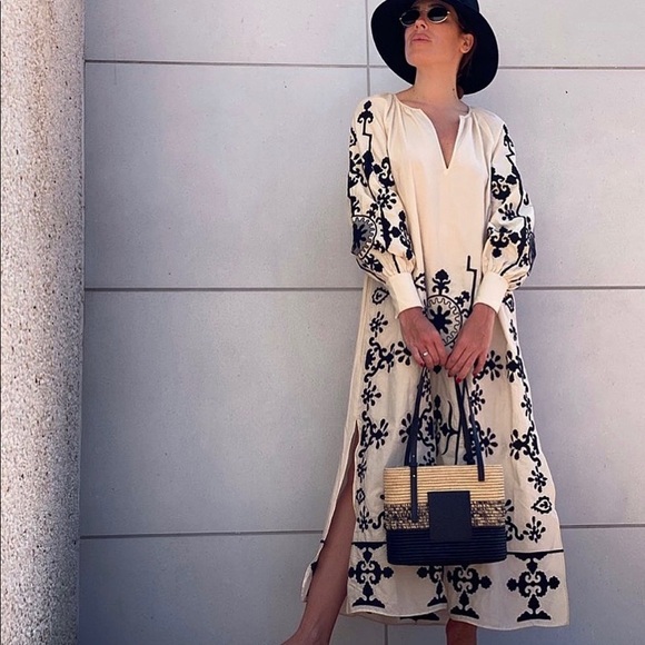 NWT H&M Trend Oversized Embroidered Kaftan Boho Light Beige Cotton Dress Kaftan